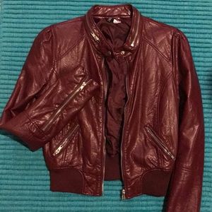🔥BURGUNDY FAUX LEATHER JACKET🔥